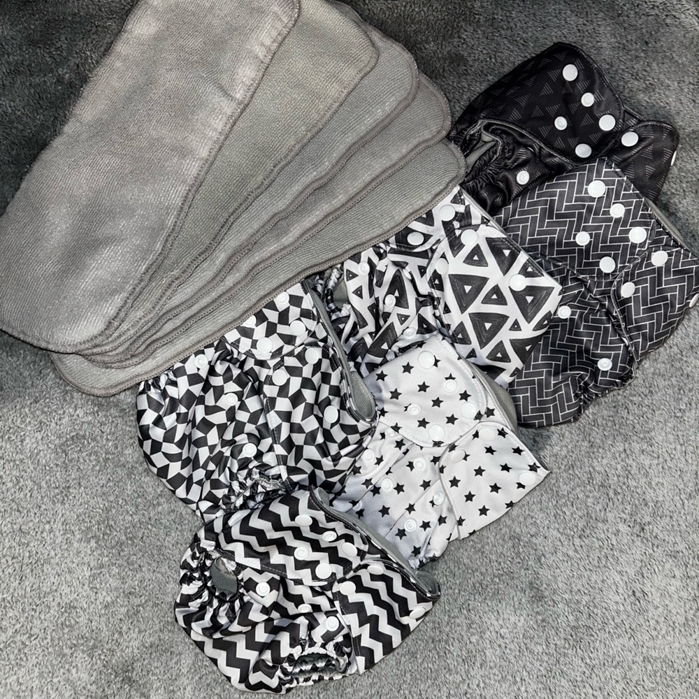 Simple Being cloth diapers with adjustable snaps